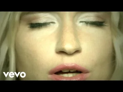 Lizus_Chytrus - LAB - Machine Girl

#rock #pop #2002 #femalevocalists #starepiosenk...