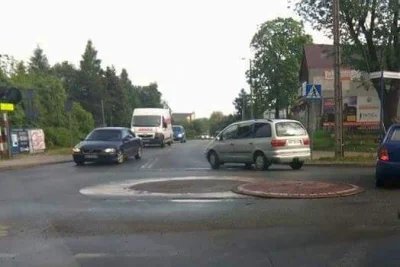 BiesONE - #krosno pierwsze miasto w Polsce z ruchomym "rondem" o ile można tak nazwać...