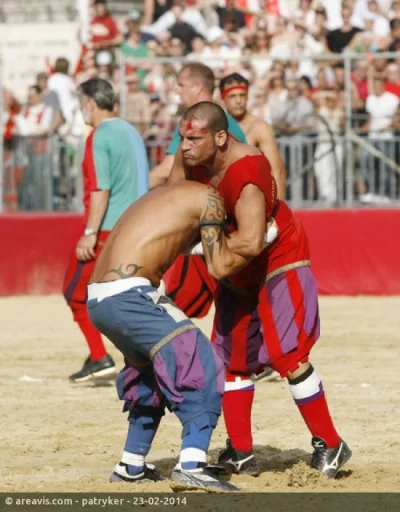 lukasson - Calcio Storico - jeden z najbrutalniejszych sportów na świecie. Więcej tut...