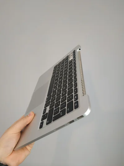 azbestnyPlac - Tak sobie myślę, czy ciekawą opcją byłoby zrobienie laptopa, który zam...