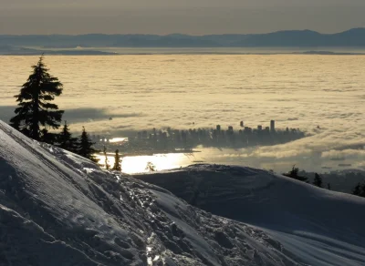 R2D2zSosnowca - Vancouver widziane z Mt Seymour
#fotografia #kanada #gory
