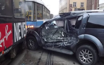 Tommy__ - @jestemtunew: Kiedyś sam prezydent pomagał w wykolejaniu tramwajów