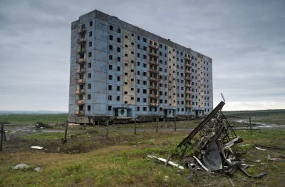 a.....r - Nieocieplony blok w kole podbiegunowym, w sumie nie dziwię się, że opuszczo...