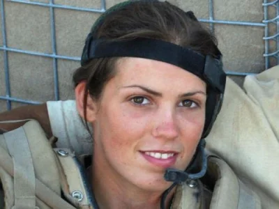 Cender - #dziewczynywmundurach #sztukawojny

Lance Corporal Kylie Watson służy w Armi...