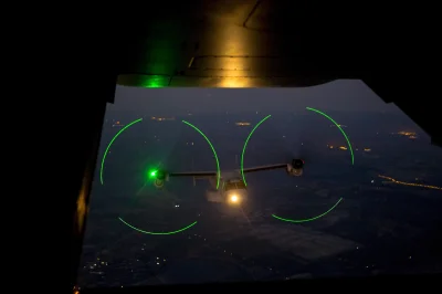 Bednar - MV-22 Osprey nocą.

#militaria #militaryboners #aircraftboners