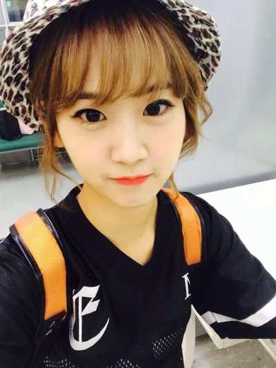 K.....o - #hyeyeon #bestie 

#koreanka