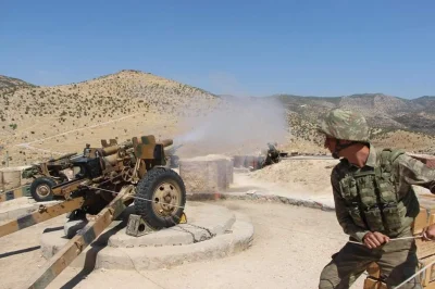 piotr-zbies - Haubice M114 armii tureckiej podczas walk z #kurdystan

#syria #militar...