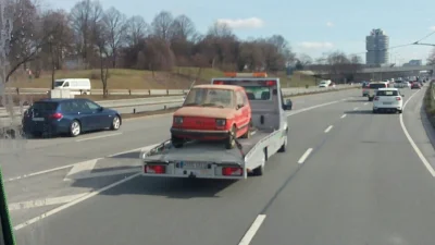 Lucius - Tymczasem w Monachium jakiś bogaty niemiec kupił motoryzacyjną perełkę z lat...