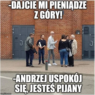 hacerking - Powiem szczerze, że żarty z Sapkowskiego zaczynają być nudne, ponieważ wt...