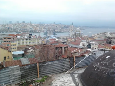 AndyMoor - Pozdro dla mireczkow prosto ze Stambulu, lapcie widok jaki wyczailem na je...