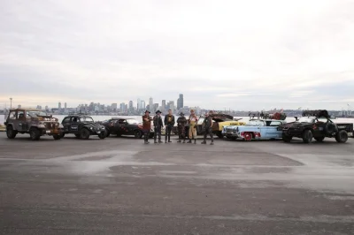 LaPetit - Uber w Seattle oferuje darmowe przejażdżki w samochodach z Mad Maxa.
SPOIL...