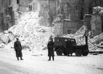 r.....y - 17 stycznia 1945 roku, Warszawa, róg Alei Jerozolimskich i Nowego Świata, p...