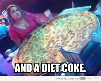mamFAJNYnick - @blondeblossom: ona tez jest chyba na diecie:D