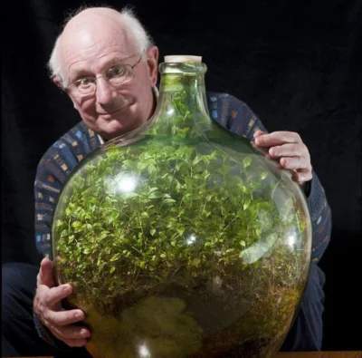 leeshay - Był rok 1960, gdy francuski botanik David Latimer założył swój ogród w butl...