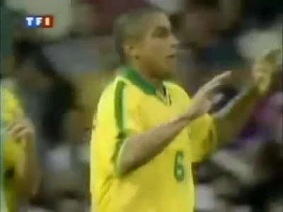ryzu - #retrogol #golgif #pilkanozna

Dokładanie 19 lat temu Roberto Carlos strzeli...