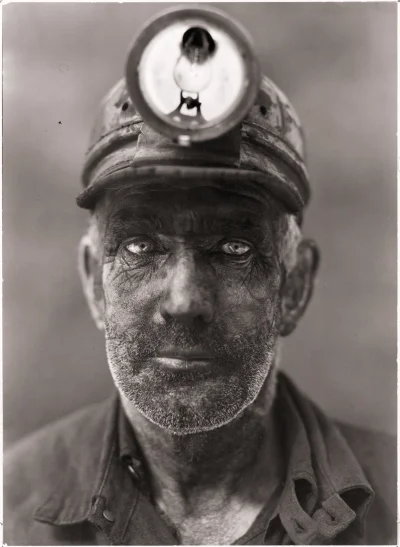 tomasz-szalanski - Górnik po zakończonej pracy. Omar, West Virginia. 1944. #portet #f...