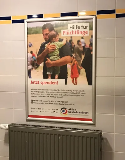 simo_pl - #uchodzcy #niemcy

Taki tam propagandowy plakacik w toalecie na jednej z ...