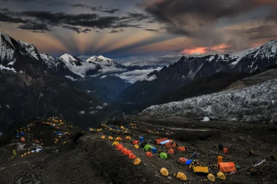 baczus - wow

Baza pod Manaslu, fot. Marcin Kin z wyprawy http://andrzejbargiel.com/b...