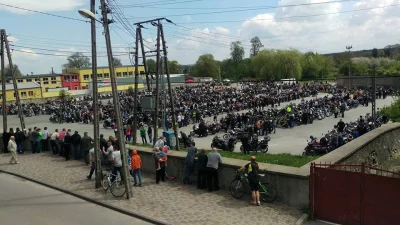 iktorn83 - Rozpoczęcie sezonu motocyklowego w Opocznie, jakość ziemniaka ( ͡° ͜ʖ ͡°)
...