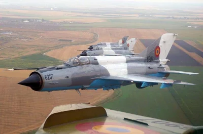t.....m - Zestaw ołówków rumuńskich sił powietrznych ( ͡° ͜ʖ ͡°)

#heheszki #samoloty...