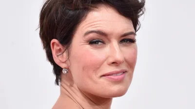 haes82 - Lena Headey - w serialu gra fajnego MILFa, w życiu... no cóż, jest nieco mni...