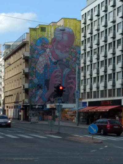 PiccoloColo - @dzika-konieckropka: To dziadek z Turku.