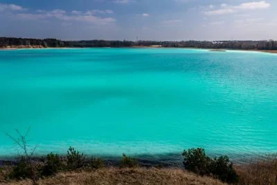 W.....a - @sadek: Jezioro Turkusowe, Konin - super klimat przez ten kolor (ʘ‿ʘ): http...