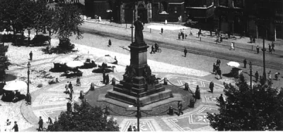 pieczarrra - Pomnik Adama Mickiewicza i Rynek w latach 30.



#fotohistoriakrakowa