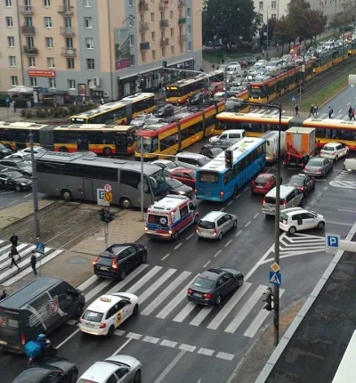 Akirra - To co pierwsze skojarzyło mi się z tym tematem :D