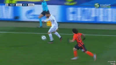 skrzypek08 - Carvajal vs Shakhtar 3:0
Inne ujęcie
#golgif #mecz