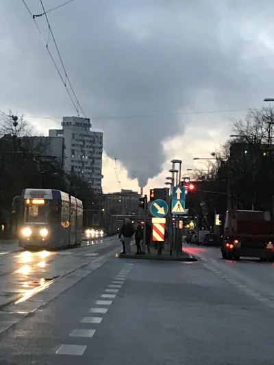 sabtuzdeamon - Kiedy zastanawiasz się skąd się bierze smog i widzisz taki obrazek ( ͡...