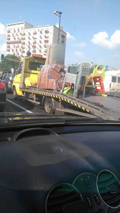 goferek - CZASEM TO NIEROZUMIE LUDZI FACET DZWONI POCZEBUJE POMOC DROGOWO POJECHAŁEM ...