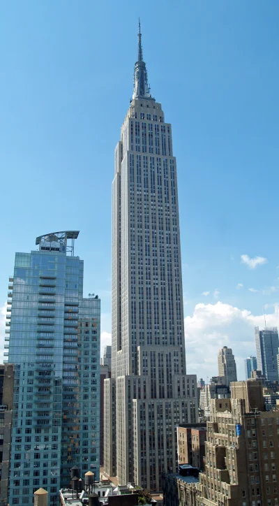 R2D2zSosnowca - Tak dla porównania - Empire State Building 443m 
( ͡° ͜ʖ ͡°)