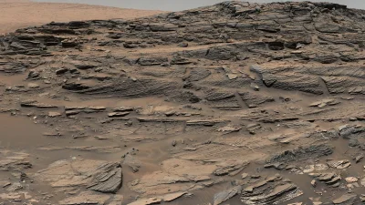 d.....4 - Curiosity odkrył skamieniałe wydmy na Marsie

Pracujący od 2012 r. marsja...