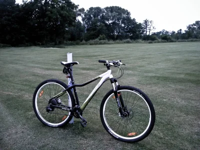 Migfirefox - @Roballo: Nie wierzę, że nie widziałeś. Ten rower był już tyle razy w ko...