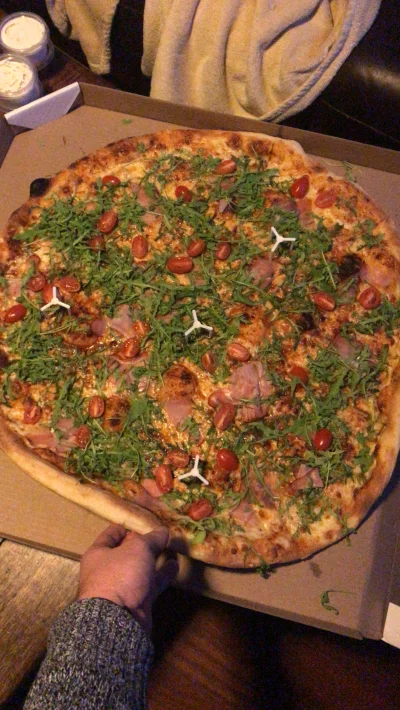 Ustinovitch - Sam nie zjem #pizza