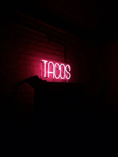 ciezka_rozkmina - tacos
#tacos #neony