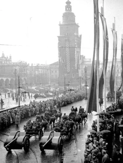 nexiplexi - Krakau, 25 X 1940 r. Parada SS i Policji
#krakow #fotohistoria #historia...