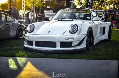 D.....k - Porsche 911 RWB

Do twarzy mu w bieli (ʘ‿ʘ)


#porsche #vagboners #carboner...