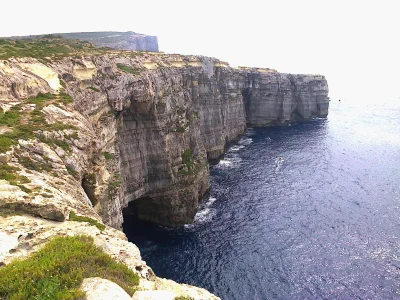 Wachatron - byłem tak kilka tygodni temu, szukałem Azure Window, bo nie wiedzialem ze...