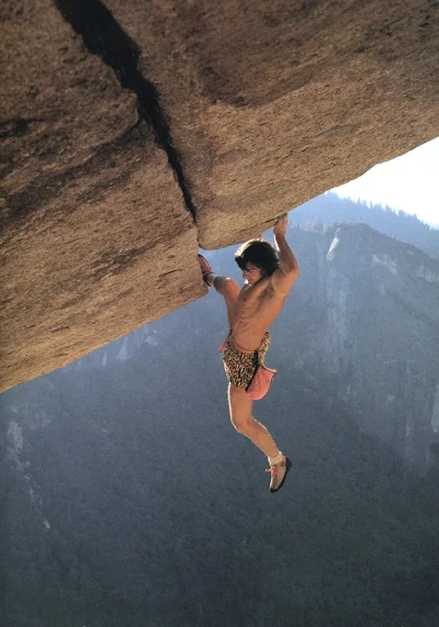bluehead - Wolfgang Güllich - Separate Reality 5.11d - Yosemite -1986r

#gory #wspi...