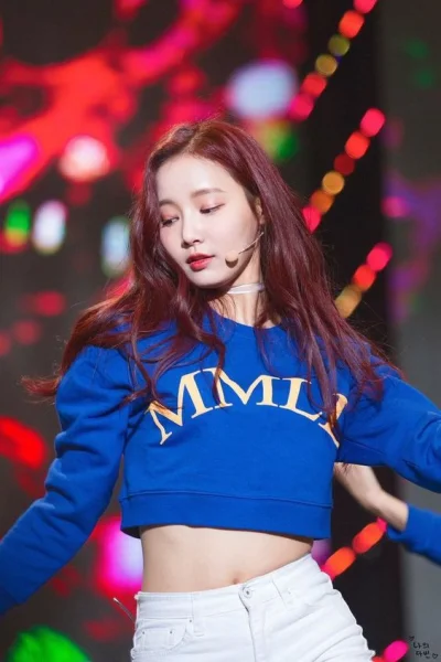 t.....x - #momoland #koreanka
#yeonwoo