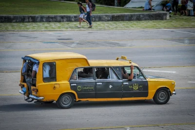 k.....s - #vaz #lada #taksowki #motoryzacja #ciekawostki 
Kubańskie mody takswówek n...