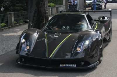 AndyRocky - @bizn: A mozesz przeżyć, że w Pagani Zonda 760 LM kosztującym ok 18 mln z...