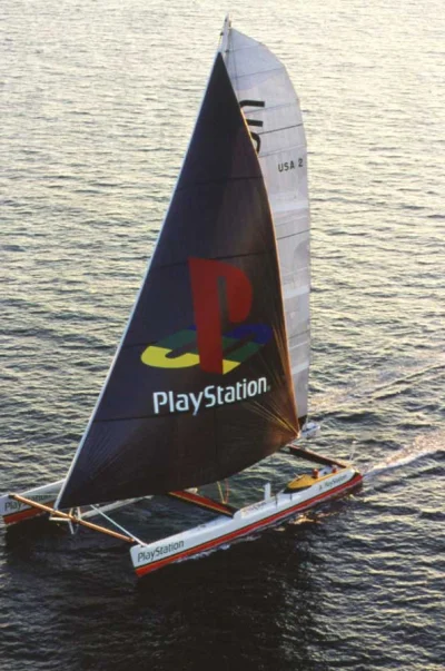 s.....X - Katamaran PlayStation został zbudowany na zamówienie ekscentrycznego milion...