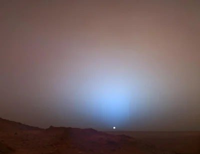 ilem - #ciekawostki #astronomia #kosmos #mars
Zachód Słońca na Marsie rozświetla nie...