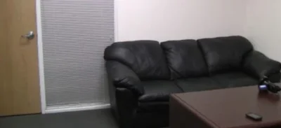 naczarak - @arti040: 
Wymienili sofę?