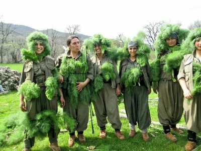 WielkaPesaNarodowa - Bojowniczki PKK(tak było podpisane, nie czepiać się tylko ew pop...