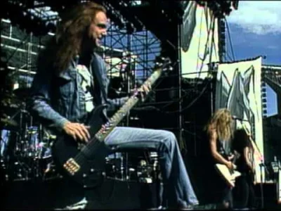 animal - #metallica #cliffburton
27 września 1986 w Dörarp (Szwecja) ma miejsce wypa...