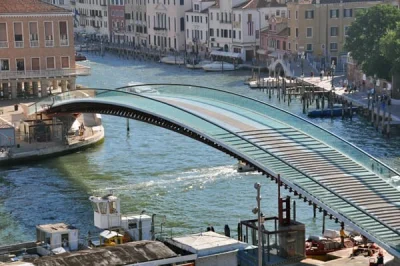 Tasde - @Castellano: Ciekawostka: w 2007 roku otwarto w Wenecji czwarty most nad Cana...